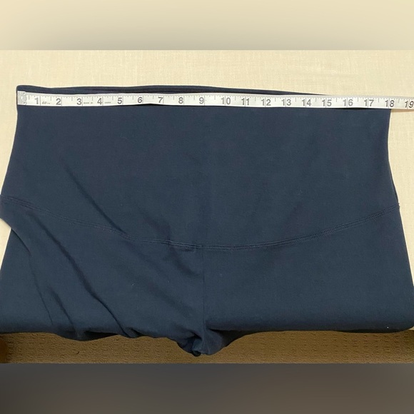 Yummie Tummie Black Plus Size Leggings in Size 3X. - Picture 6 of 8